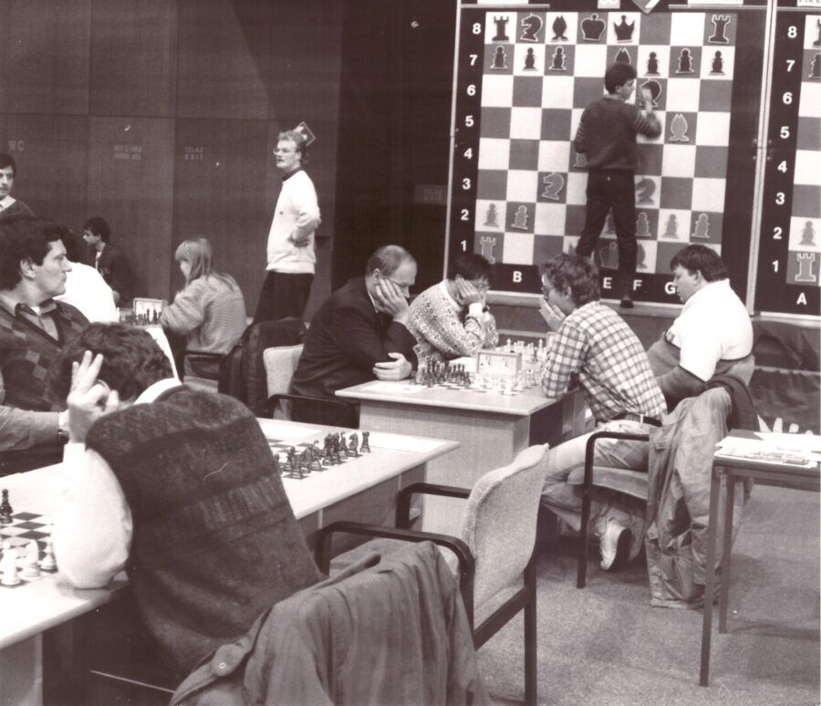Yugoslavia–Czechoslovakia match at the 1990 Chess Olympiad in Novi Sad, where Czechoslovakia achieved an excellent 4th place.