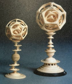 Puzzle ball, geschnitztes Elfenbein. Egidius Lobenigk und Georg Wecker, Dresden, 16.Jh., Dresden, Staatliche Kunstsammlungen, Inv. II 293