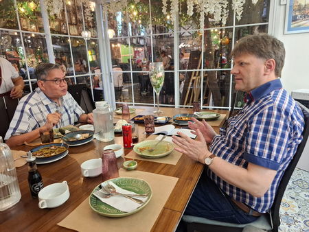 GM Torre enjoying the lunch discussing his career and the chess history of his country