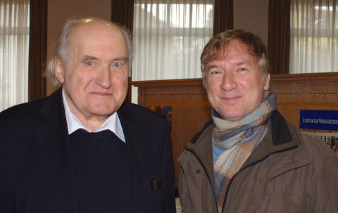 Die Herausgeber Hans Holländer und Dr. Ulrich Schädler (Direktor des Schweizer Spielemuseums) beim CCI-Treffen in Altenburg, November 2016. Dies ist das letzte Foto, das ich von Hans Holländer gemacht habe.