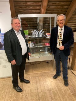Georg Schweiger and Siegfried Tschinkel, two "pillars" of the exhibition.