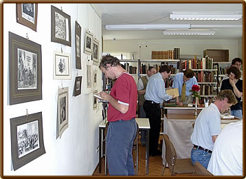 Jurgen Stigter (left) is absorbed in chess graphics.