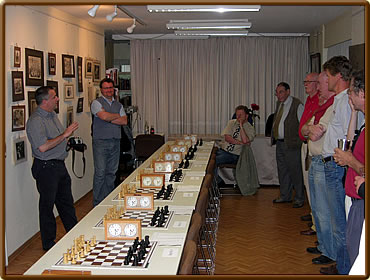 Instructions just before the start – a clock simul requires "discipline"!