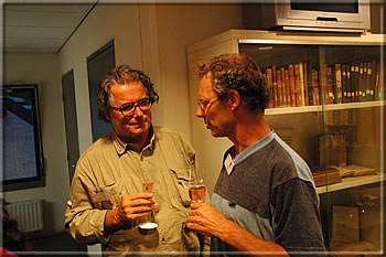 Prosper Verwilligen und Jurgen Stigter verkosten "zwischendurch" einen Rosé.
