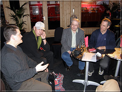 Small board meeting after the book market; not in the picture: (photographer) Michael Negele and Bert Corneth.